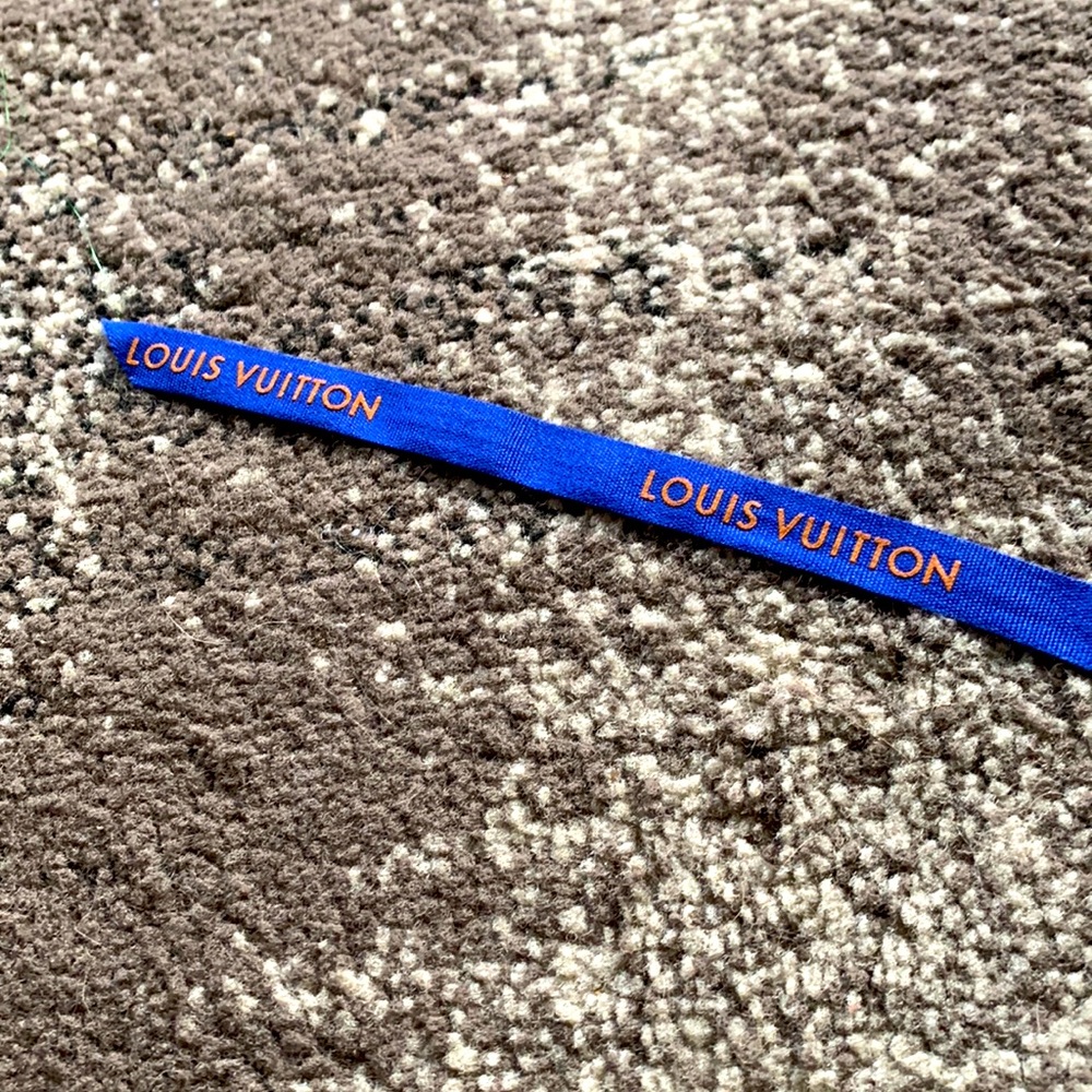 Louis Vuitton Ribbon - Gem